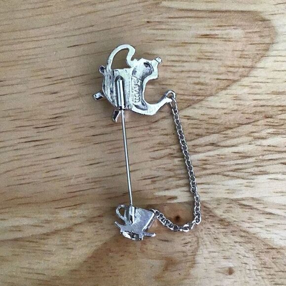 Pin, Tea pot Lapel Pin, Stick Pin, Tea cup, Silver Tone, Brooch - Picture 2 of 5